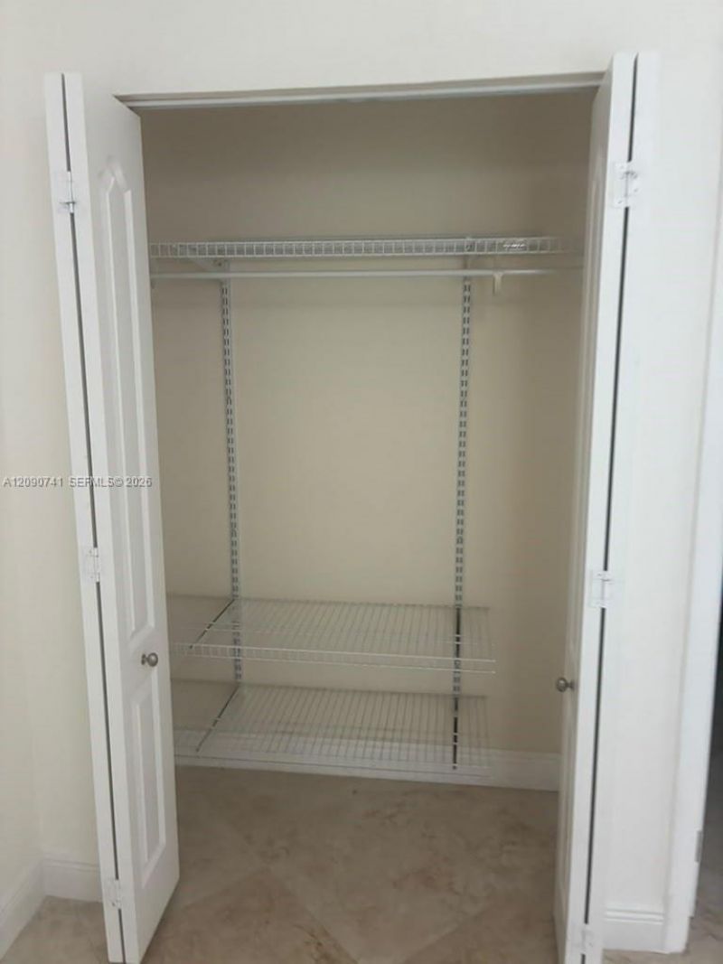 3101 N Country Club Dr, Unit 107, Aventura, FL 33180 Photo