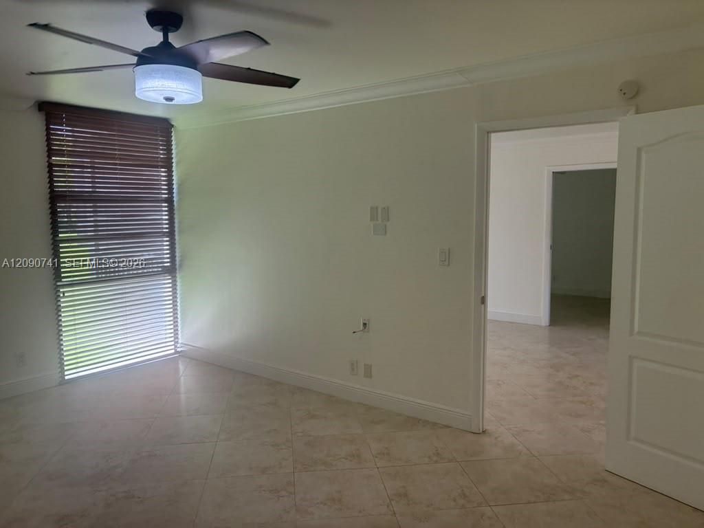 3101 N Country Club Dr, Unit 107, Aventura, FL 33180 Photo