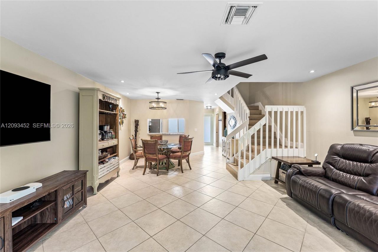 6386 Boca Cir , Boca Raton, FL 33433 Photo