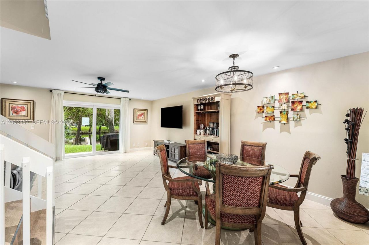 6386 Boca Cir , Boca Raton, FL 33433 Photo