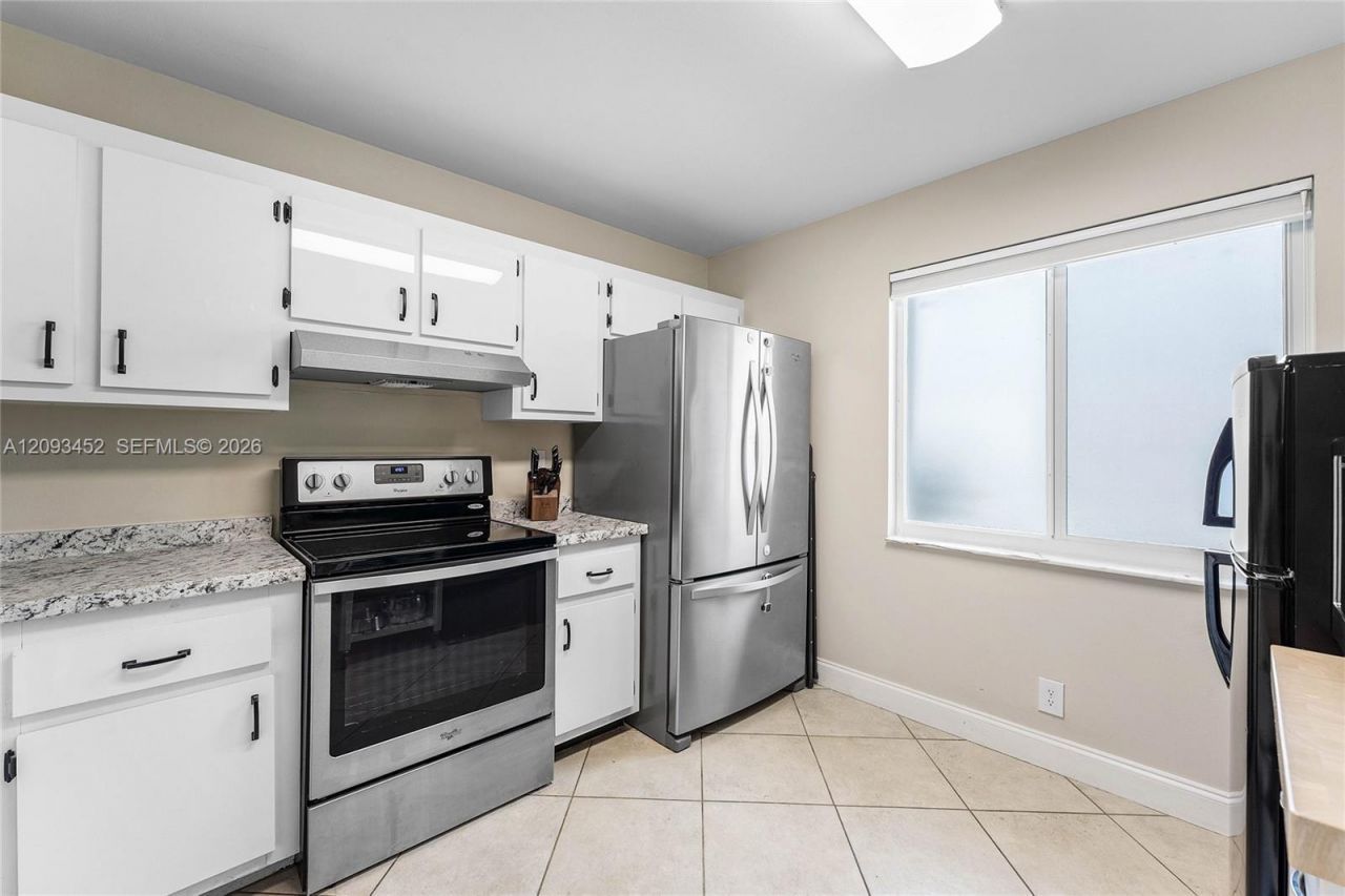 6386 Boca Cir , Boca Raton, FL 33433 Photo