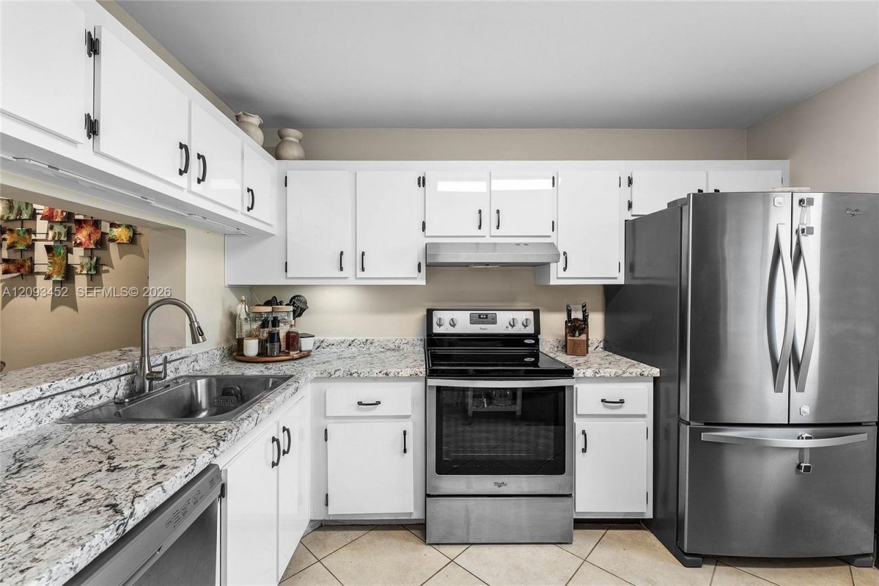 6386 Boca Cir , Boca Raton, FL 33433 Photo