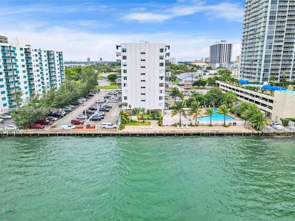 7545 E Treasure Dr , Unit 9K, North Bay Village, FL 33141
