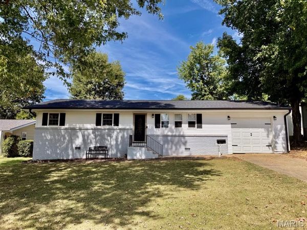 604 Boucher Street , Dexter, MO 63841