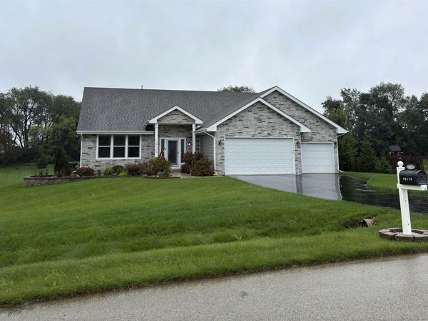 10175 Creek Ridge Trail, BELVIDERE, IL 61008