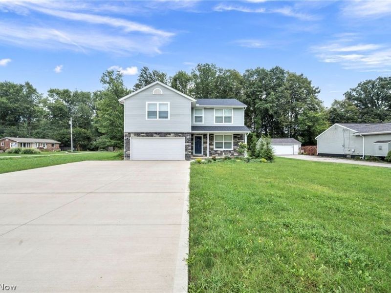 6823 Glendale Road, North Ridgeville, OH 44039 Photo 1