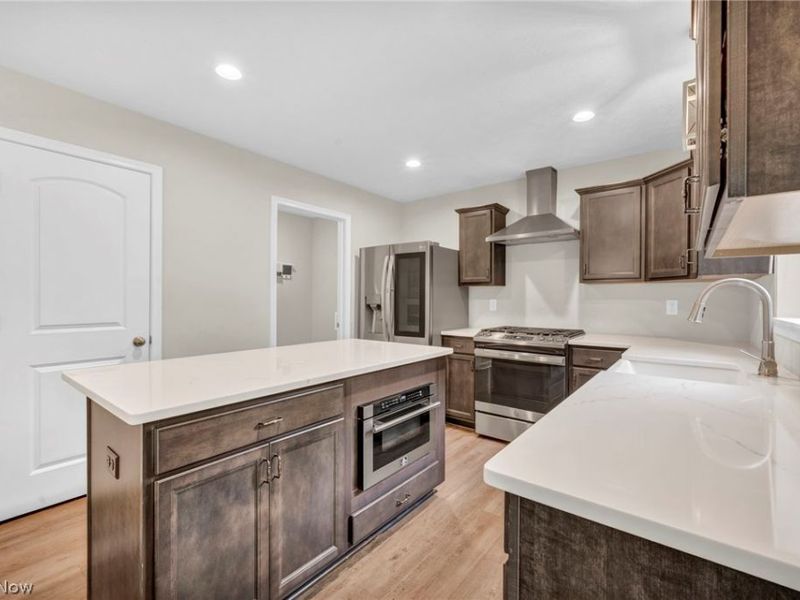 6823 Glendale Road, North Ridgeville, OH 44039 Photo 10