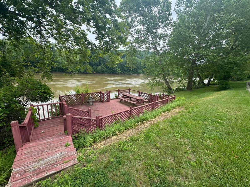 7885 Old River Road , Philo, OH 43771 Photo 13