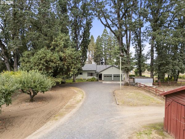 18746 BUTTEVILLE RD, Aurora, OR 97002