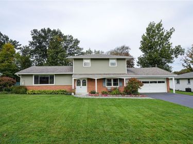 528 Bridgewood Drive , Rochester, NY 14612