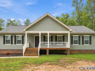1100 Greenes Corner Road , Bumpass, VA 23024
