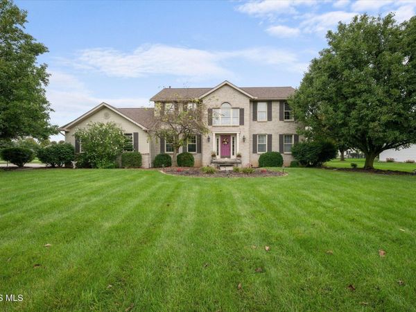 22119 W Bittersweet Lane , Curtice, OH 43412
