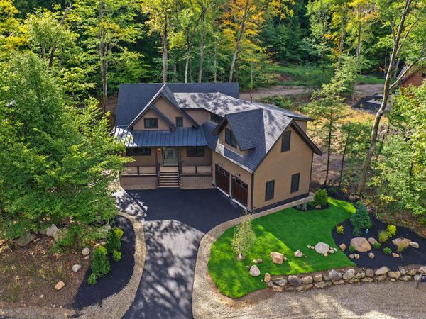 215 South Peak Road, Lincoln, NH 03251