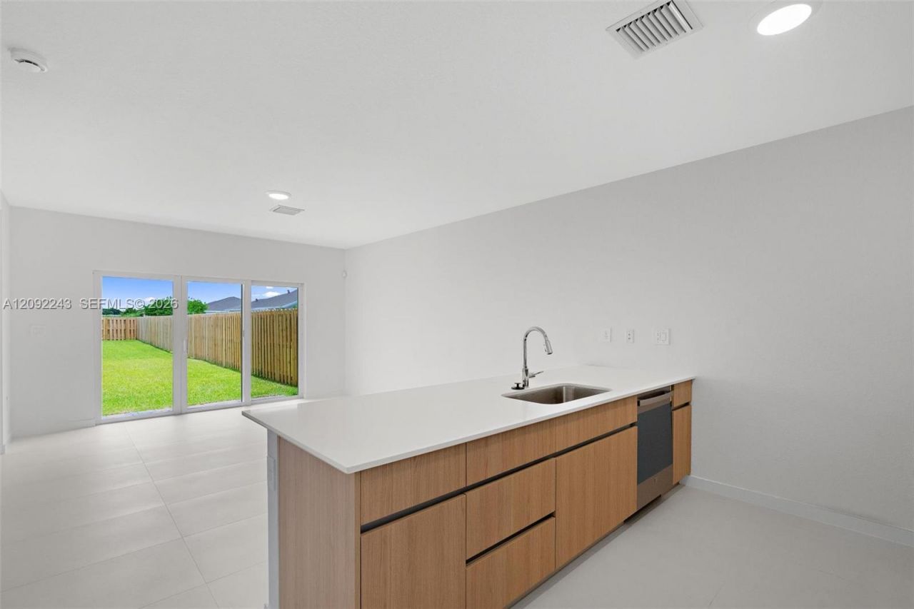 27270 SW 133rd Path , Miami, FL 33032 Photo