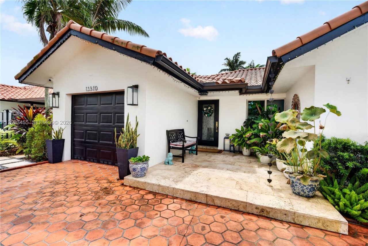 13310 NW 8th St , Miami, FL 33182 Photo