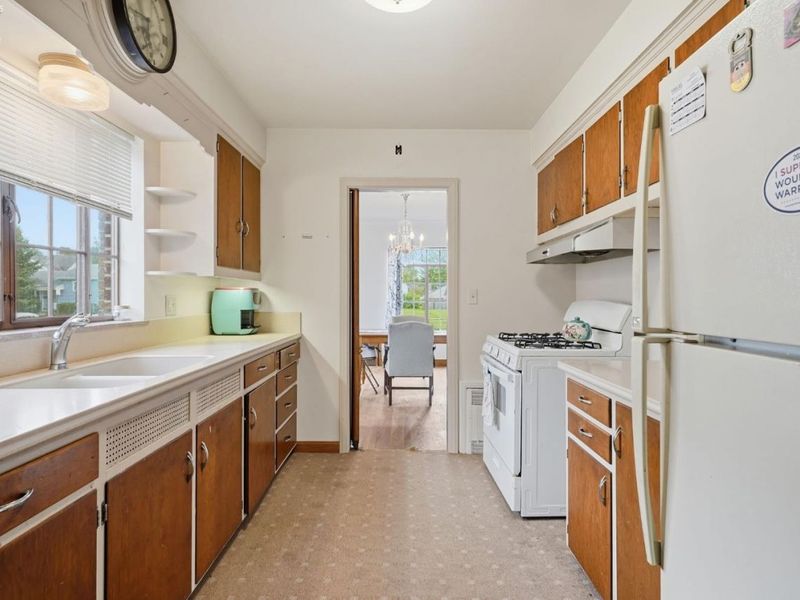733 N Main Street, Fostoria, OH 44830 Photo 25