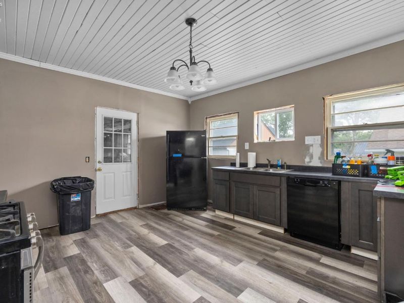 2407 Milan Road, Sandusky, OH 44870 Photo 5