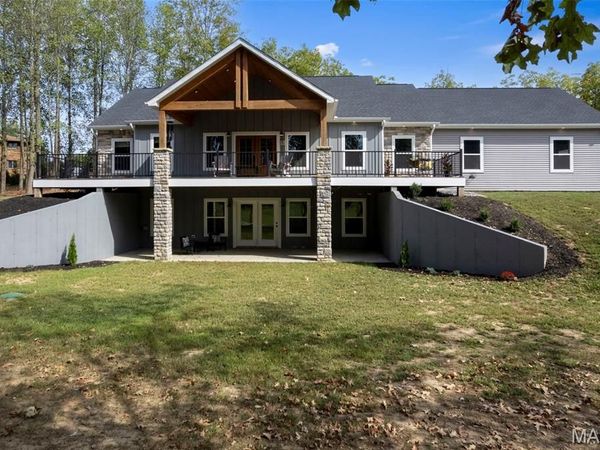 247 Pecan Landing Lane, Jackson, MO 63755