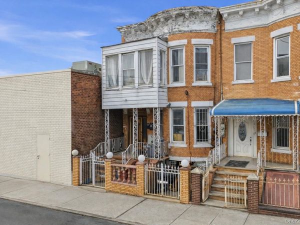 10407 94 Avenue , Ozone Park, NY 11416