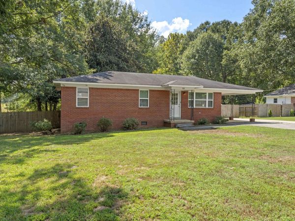 110 OLD MAIN ST, Moscow, TN 38057