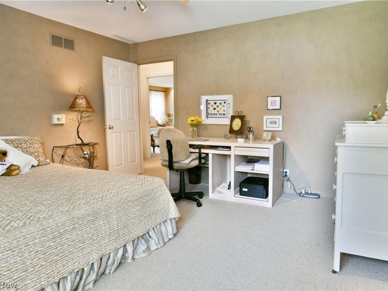 5597 Engleton Lane, Girard, OH 44420 Photo 27