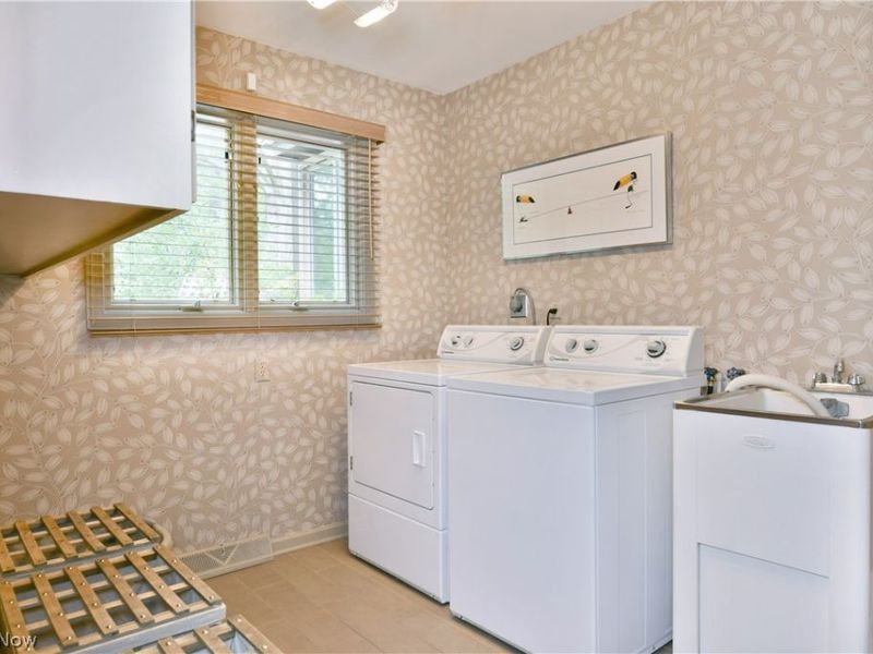 5597 Engleton Lane, Girard, OH 44420 Photo 39