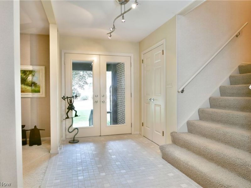 5597 Engleton Lane, Girard, OH 44420 Photo 5