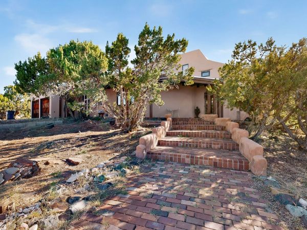 7 Verano Drive, Santa Fe, NM 87508