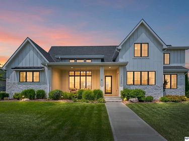 12350 Edward Street, Papillion, NE 68046