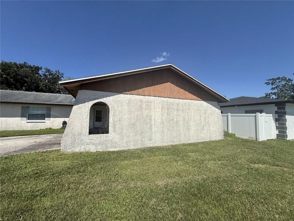 3609 CASABA LOOP , VALRICO, FL 33596