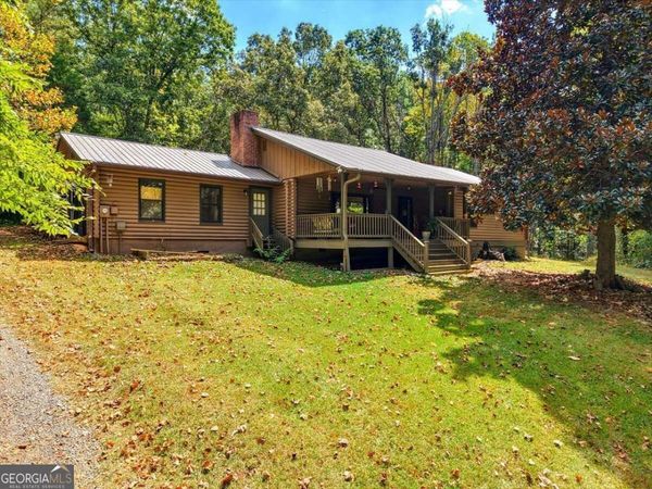 39 Holly Drive SE, Cartersville, GA 30121