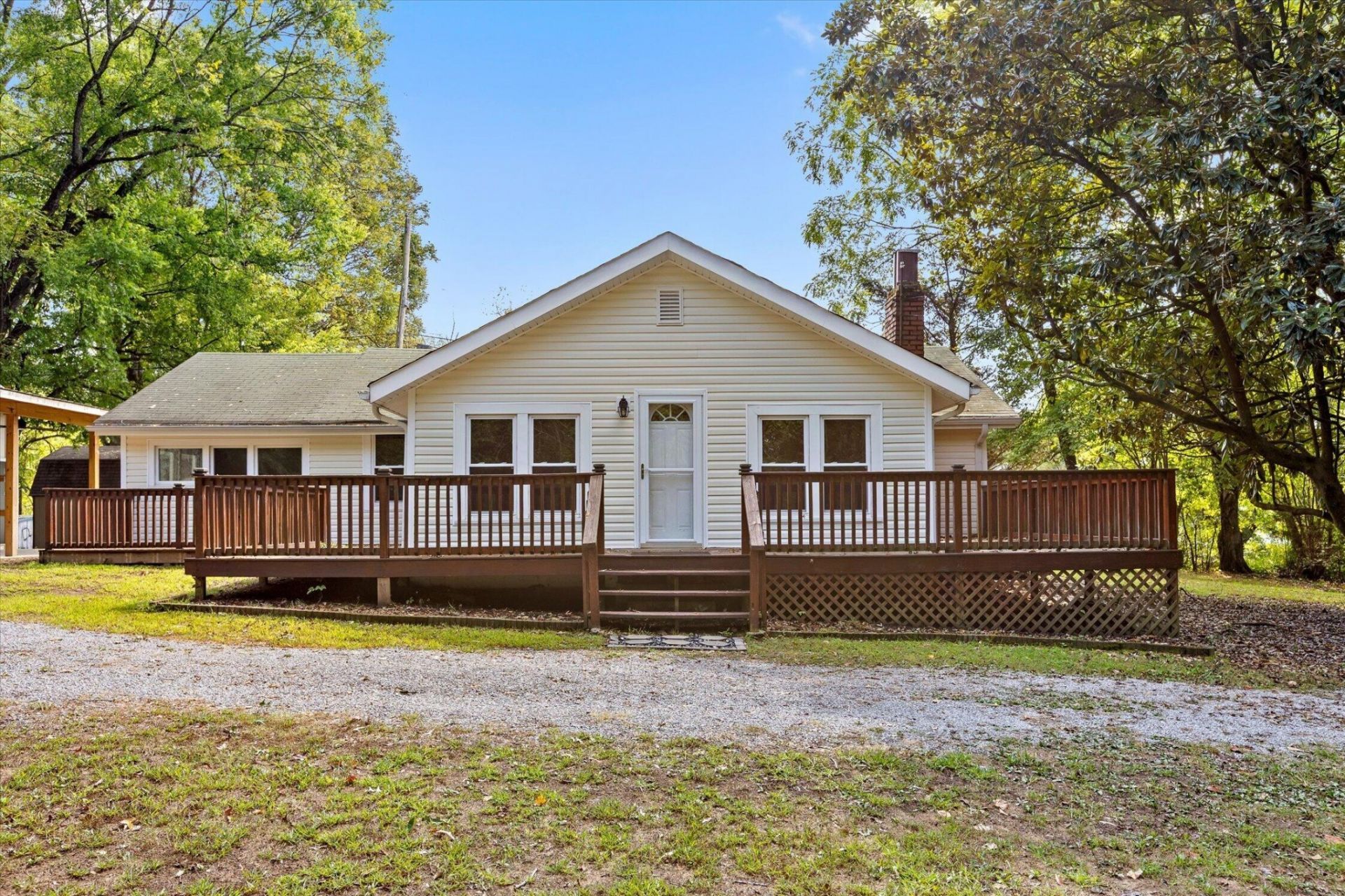 11620 Holly Circle, Soddy Daisy, TN 37379 Main Photo