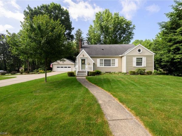 360 Church Street , Doylestown, OH 44230