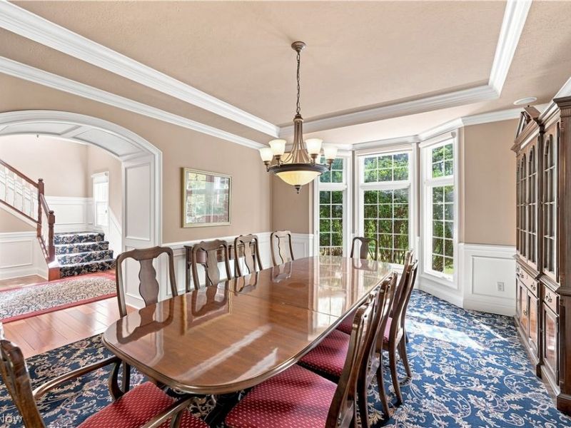 15560 Priorway Drive, Novelty, OH 44072 Photo 8
