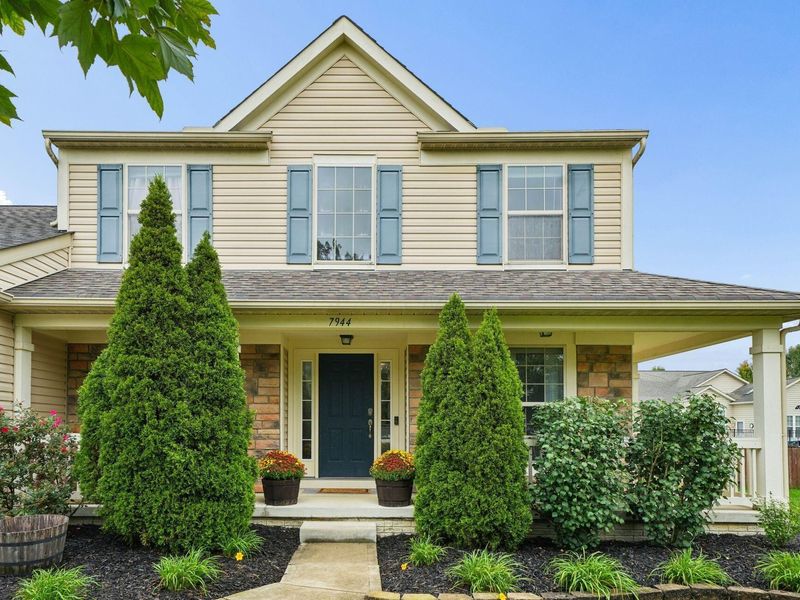 7944 Shady Maple Drive, Canal Winchester, OH 43110 Photo 3