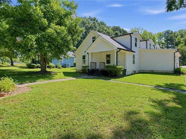 134 E 5th Street, Monroe, GA 30655