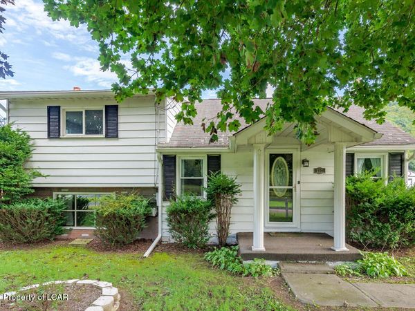 217 Trailing Pine Road, Shickshinny, PA 18655