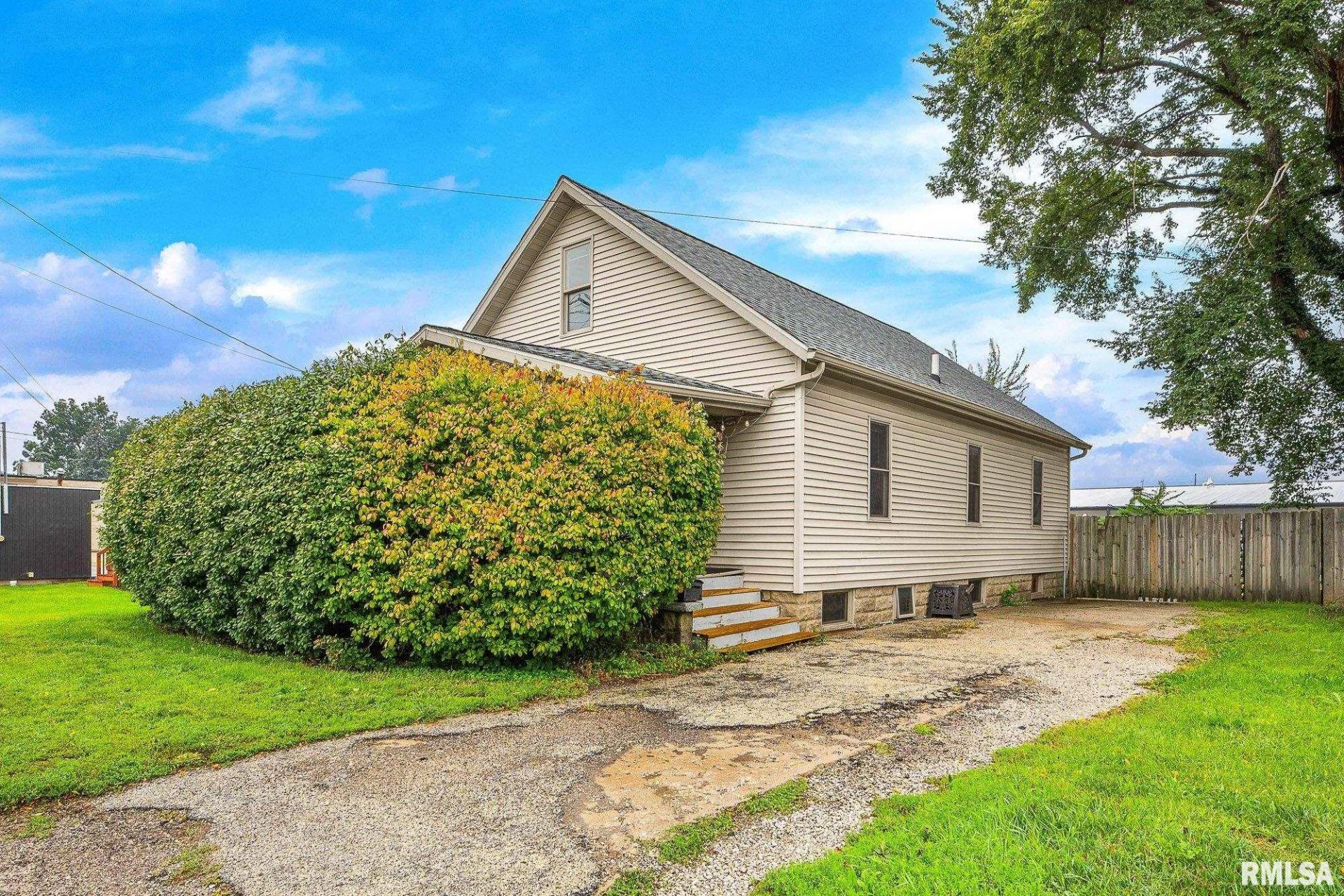 803 Peoria Street, Washington, IL 61571 Main Photo
