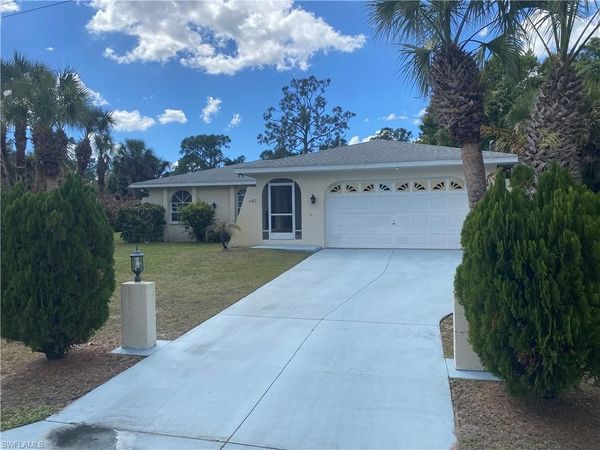 407 Plumosa AVE , LEHIGH ACRES, FL 33972