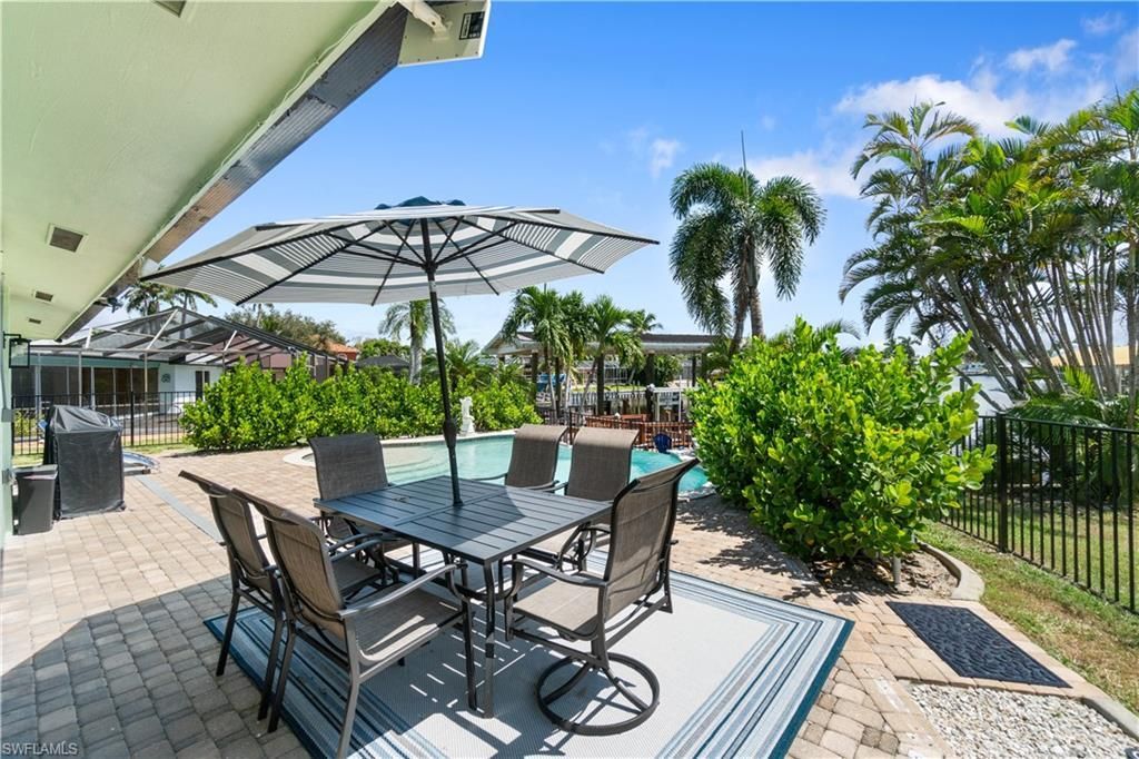 5161 Williams Dr , Fort Myers Beach, FL 33931 Photo