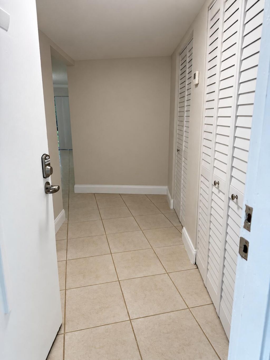 4255 N University Drive, Unit 106, Sunrise, FL 33351 Photo