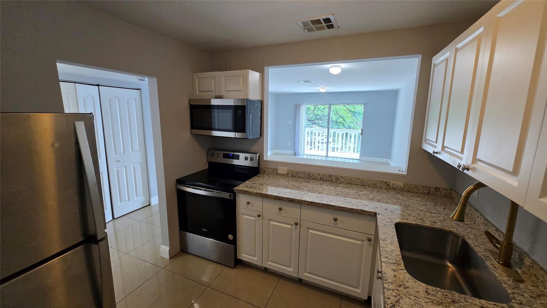 15201 NE 6th Avenue, Unit C307, Miami, FL 33162 Main Photo