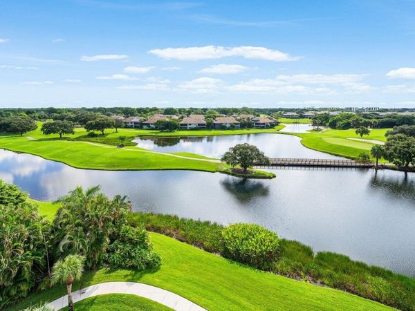 20320 FAIRWAY OAKS Drive, Unit 372, Boca Raton, FL 33434