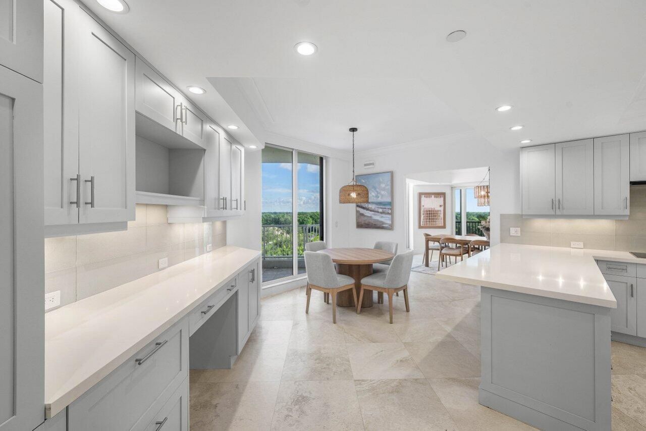 20320 Fairway Oaks Drive, Unit 372, Boca Raton, FL 33434 Photo