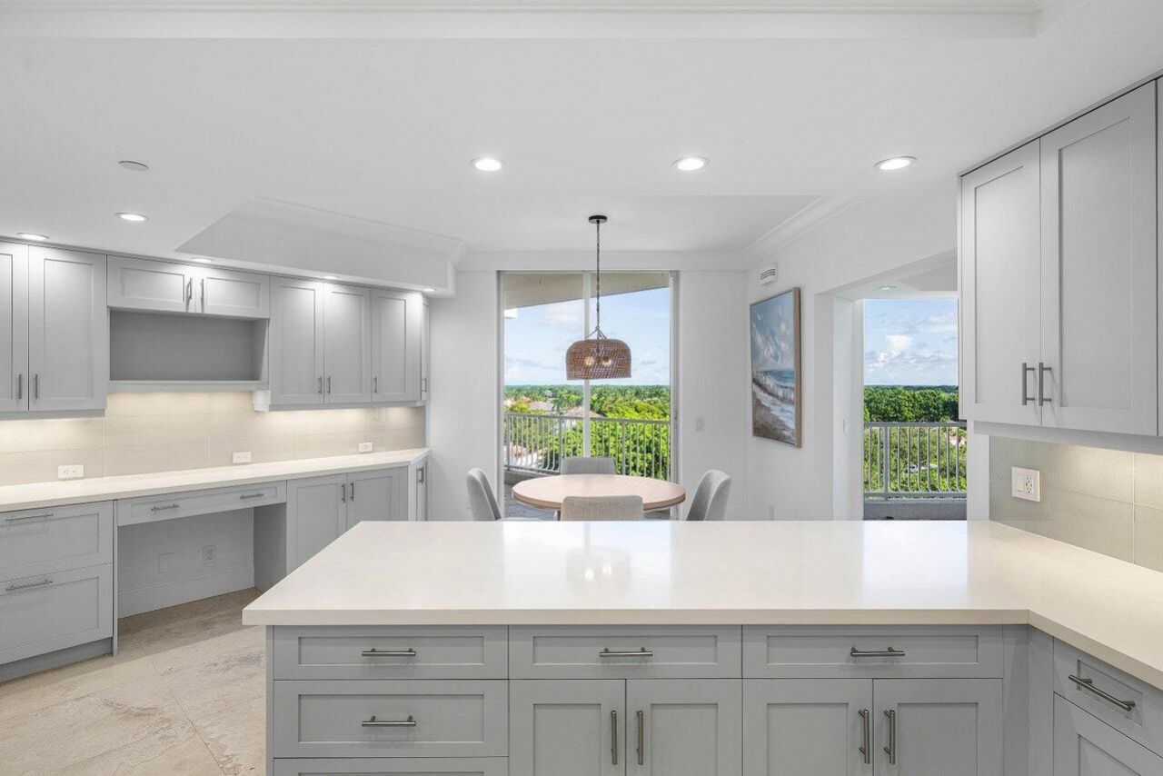 20320 Fairway Oaks Drive, Unit 372, Boca Raton, FL 33434 Photo