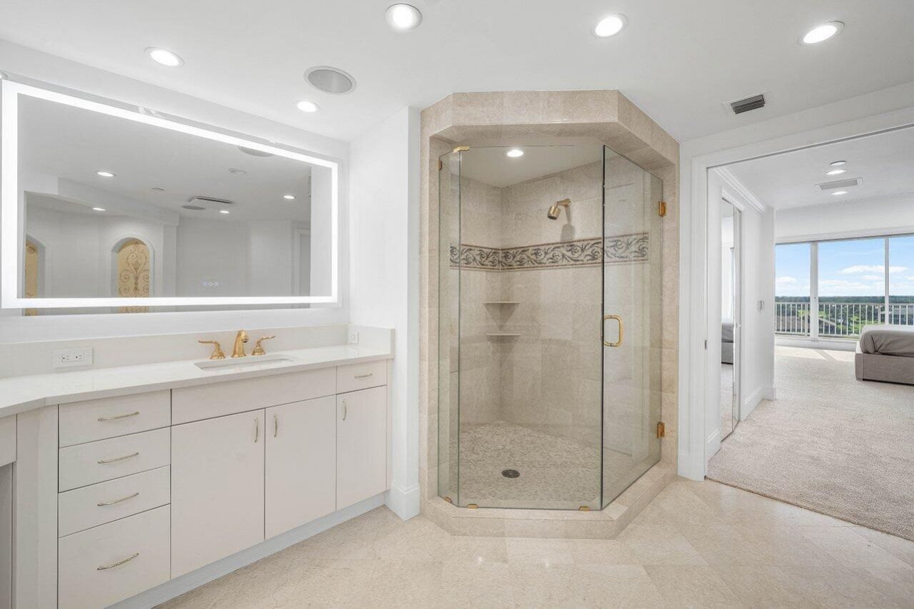 20320 Fairway Oaks Drive, Unit 372, Boca Raton, FL 33434 Photo