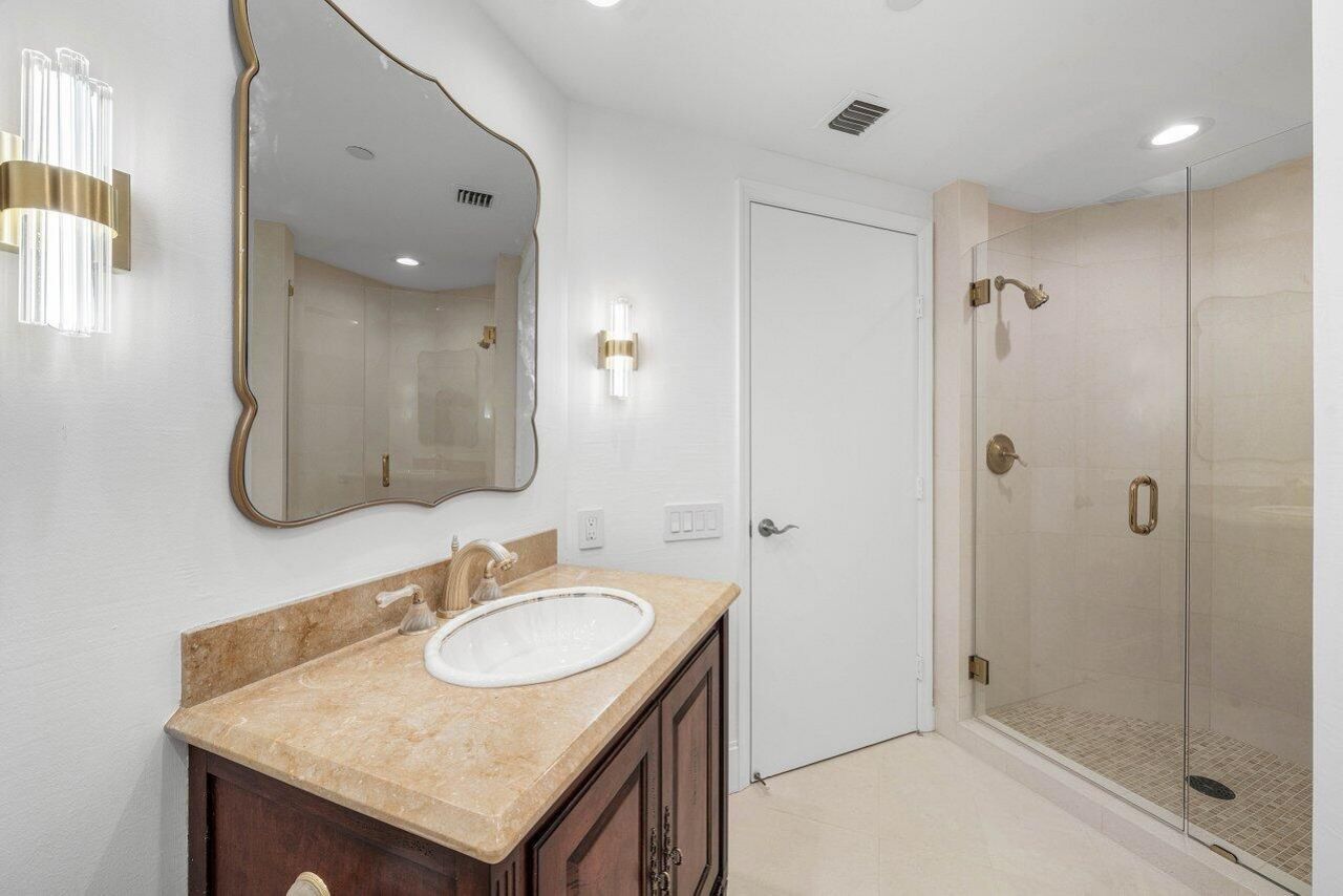 20320 Fairway Oaks Drive, Unit 372, Boca Raton, FL 33434 Photo
