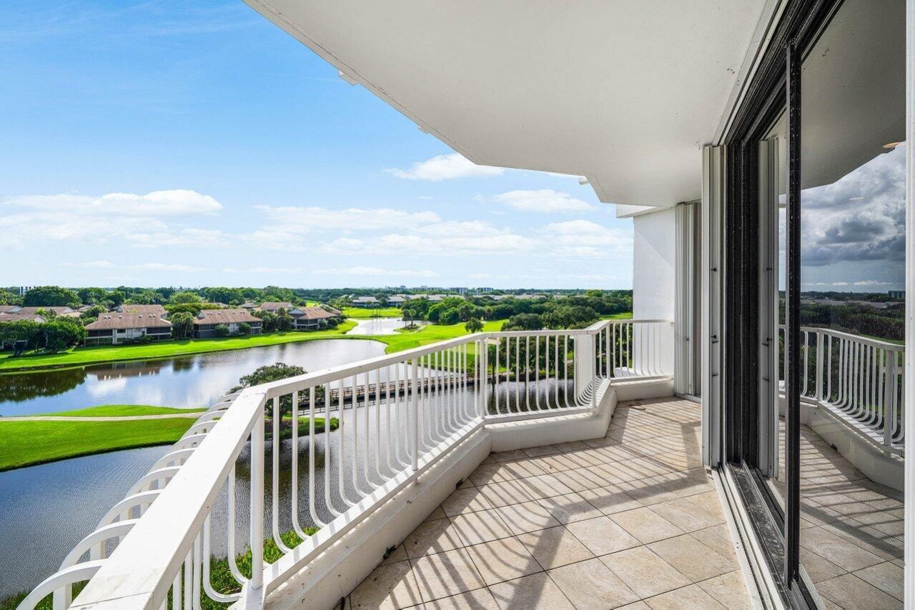 20320 Fairway Oaks Drive, Unit 372, Boca Raton, FL 33434 Photo