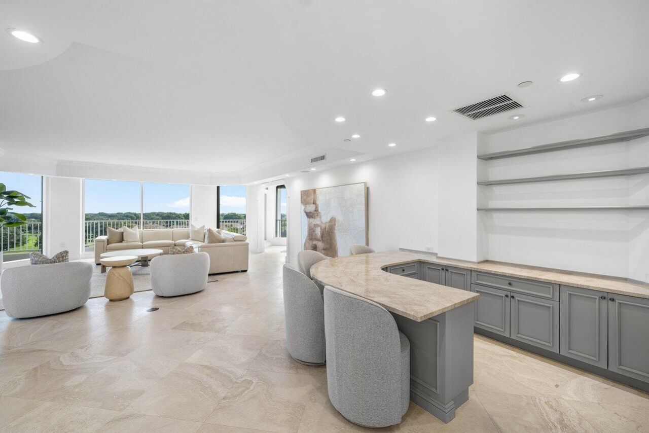 20320 Fairway Oaks Drive, Unit 372, Boca Raton, FL 33434 Photo