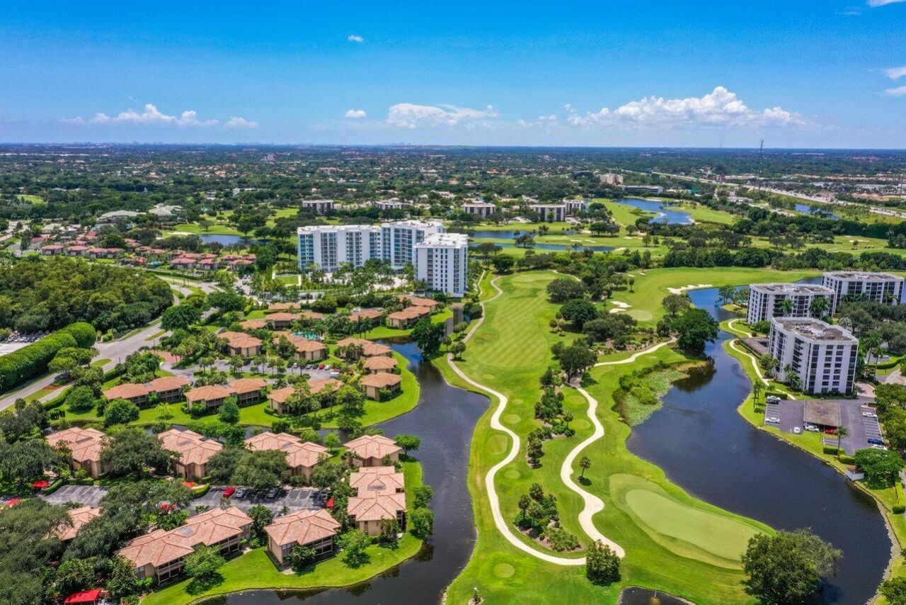 20320 Fairway Oaks Drive, Unit 372, Boca Raton, FL 33434 Photo